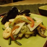 Gnocchis de riz aux fruits de mer et aux légumes