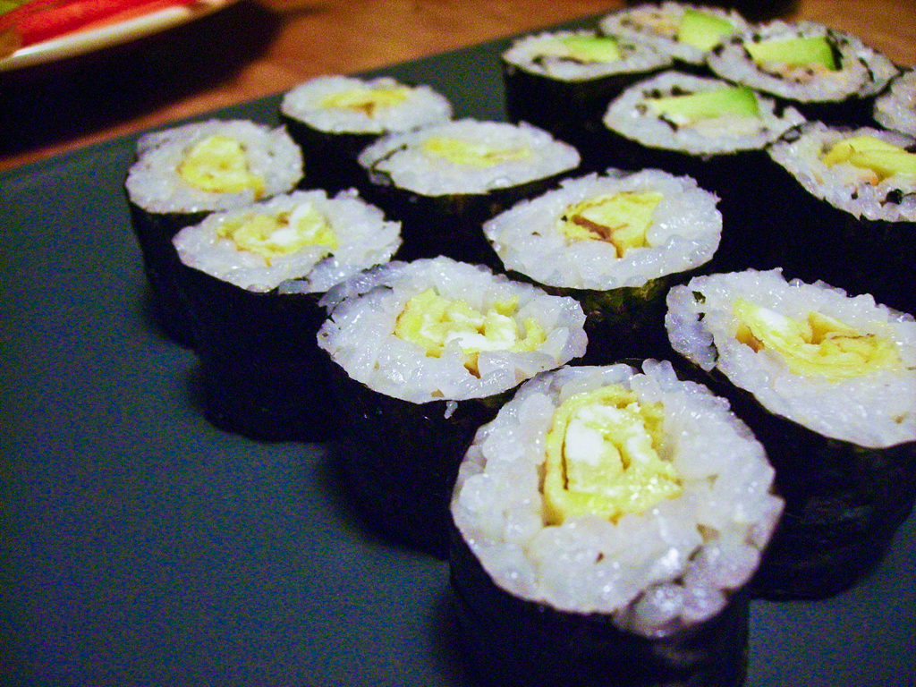 tamago maki