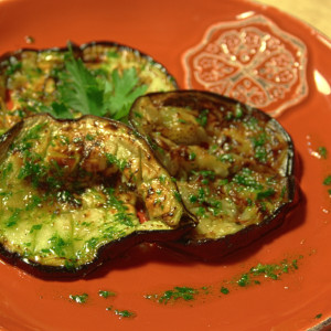 Aubergine with garlic and parsley sauce