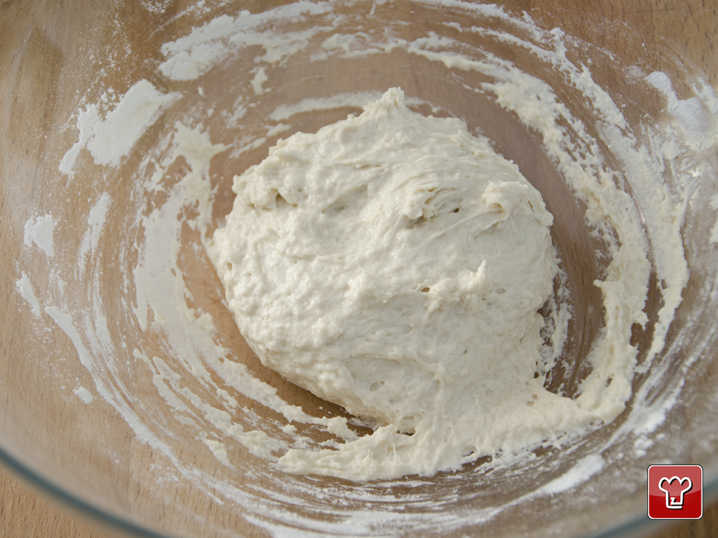 Prepare the starter dough