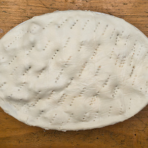 Cover with puff pastry